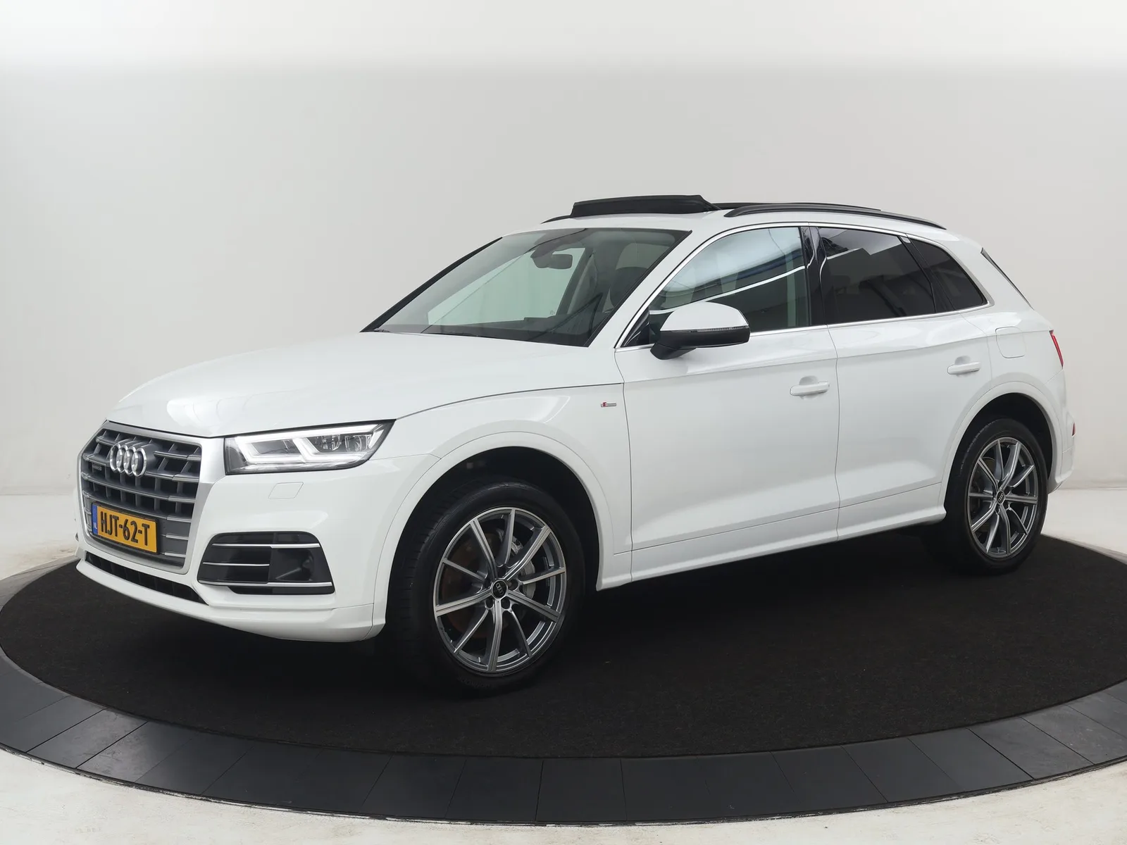 Audi Q5 (2021) — foto 1