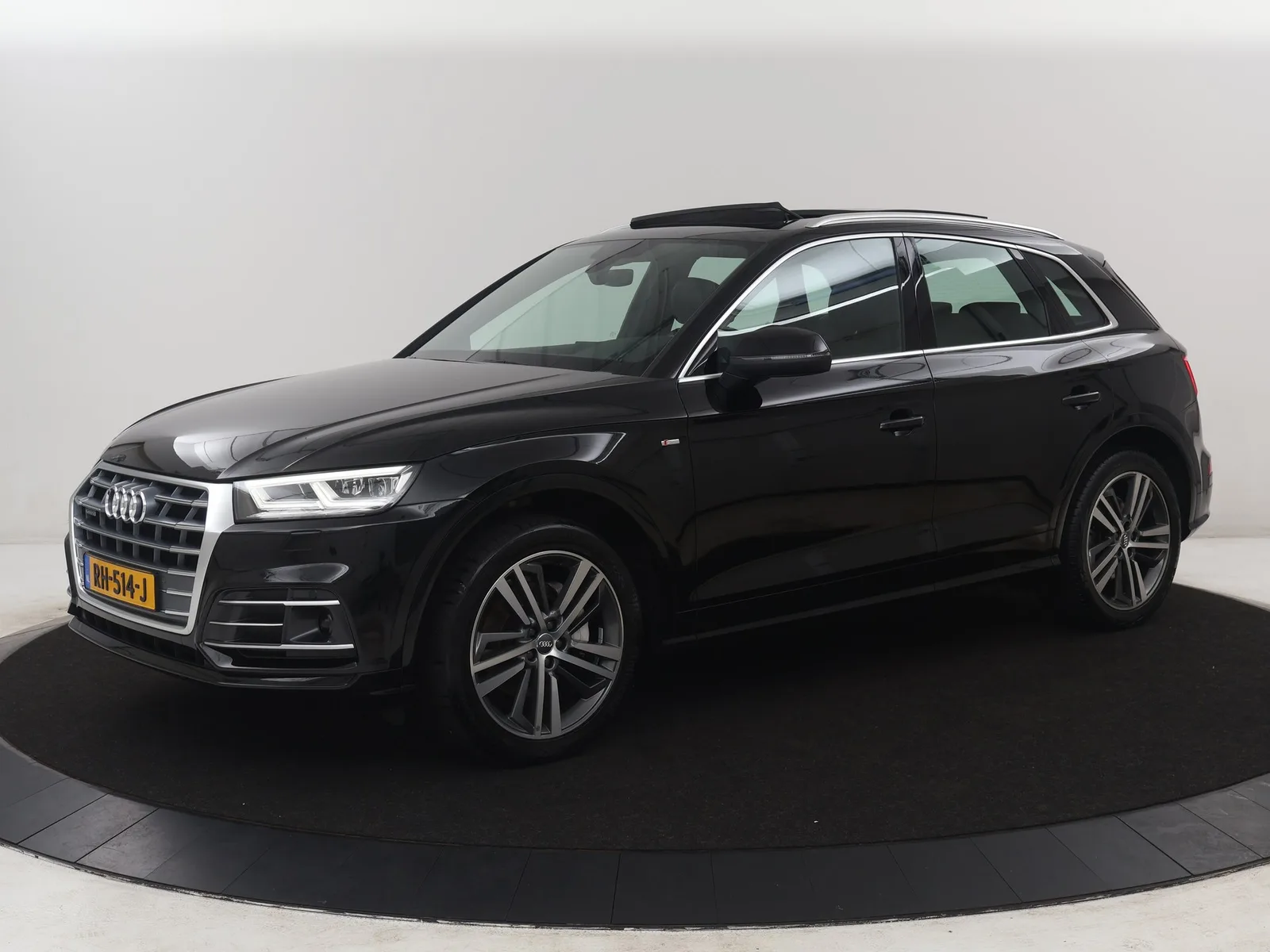 Audi Q5 (2018) — foto 1