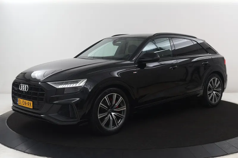 Audi Q8 (2023)