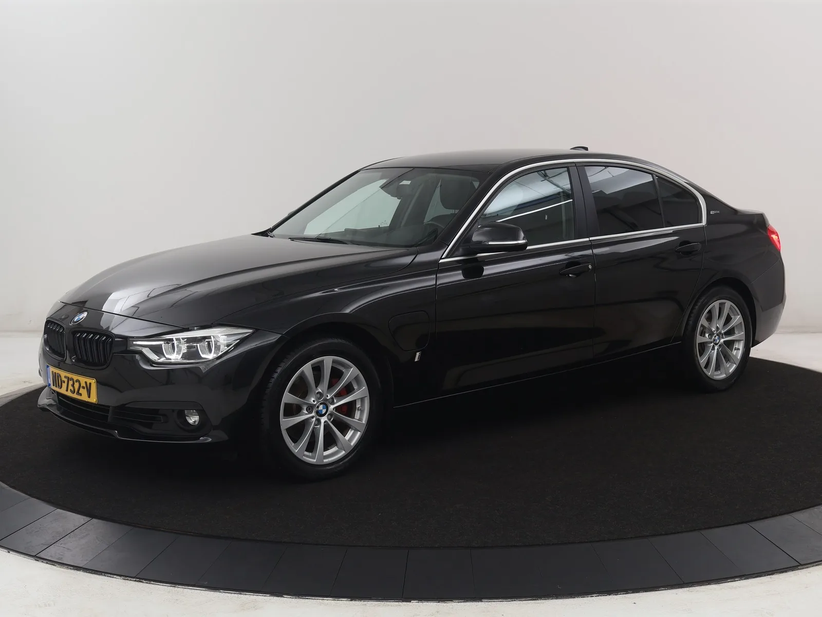BMW 3-Serie (2016) — foto 1