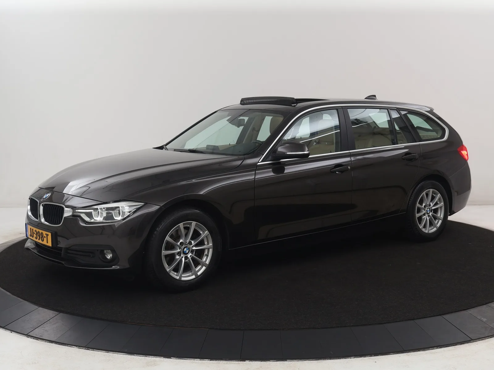 BMW 3-Serie (2016) — foto 1
