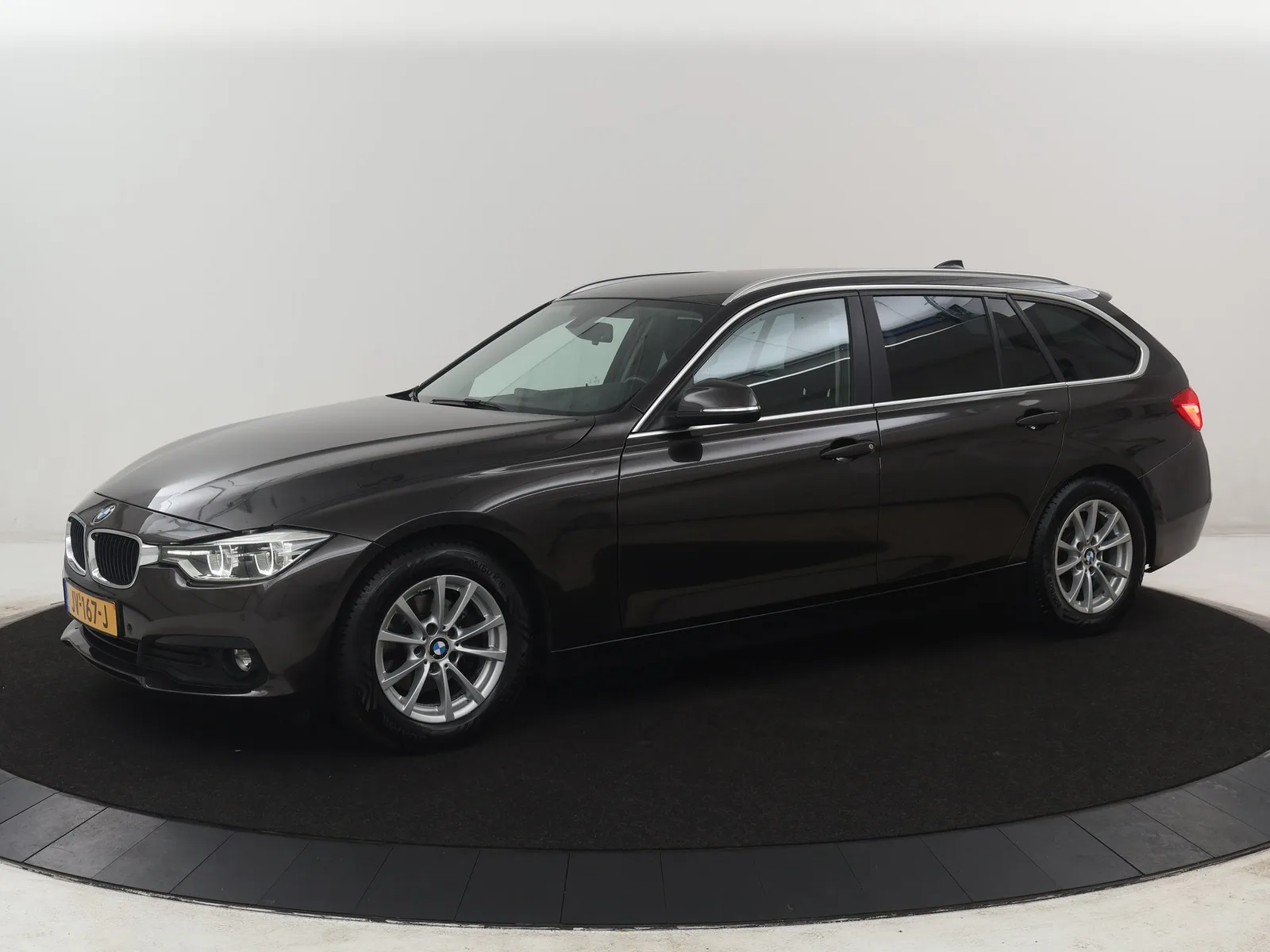 BMW 3-Serie (2016) — foto 1