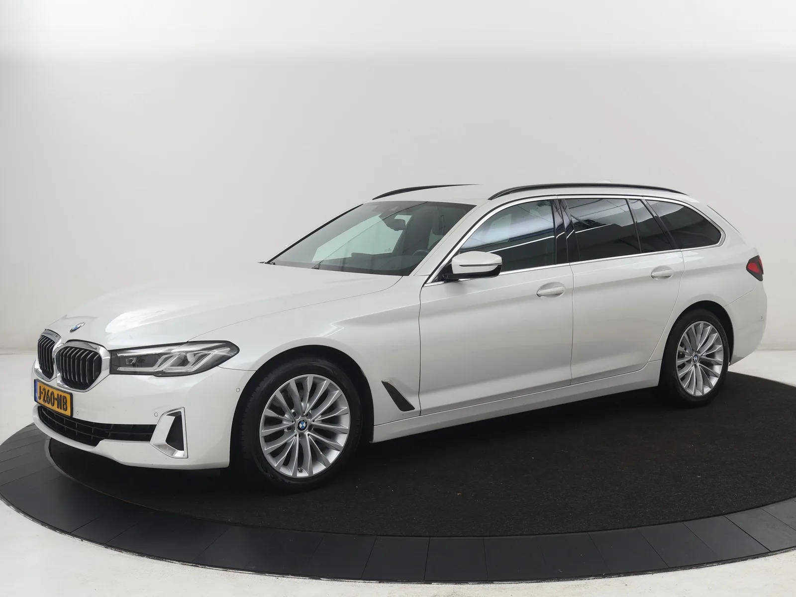 BMW 5-Serie (2020) — foto 1