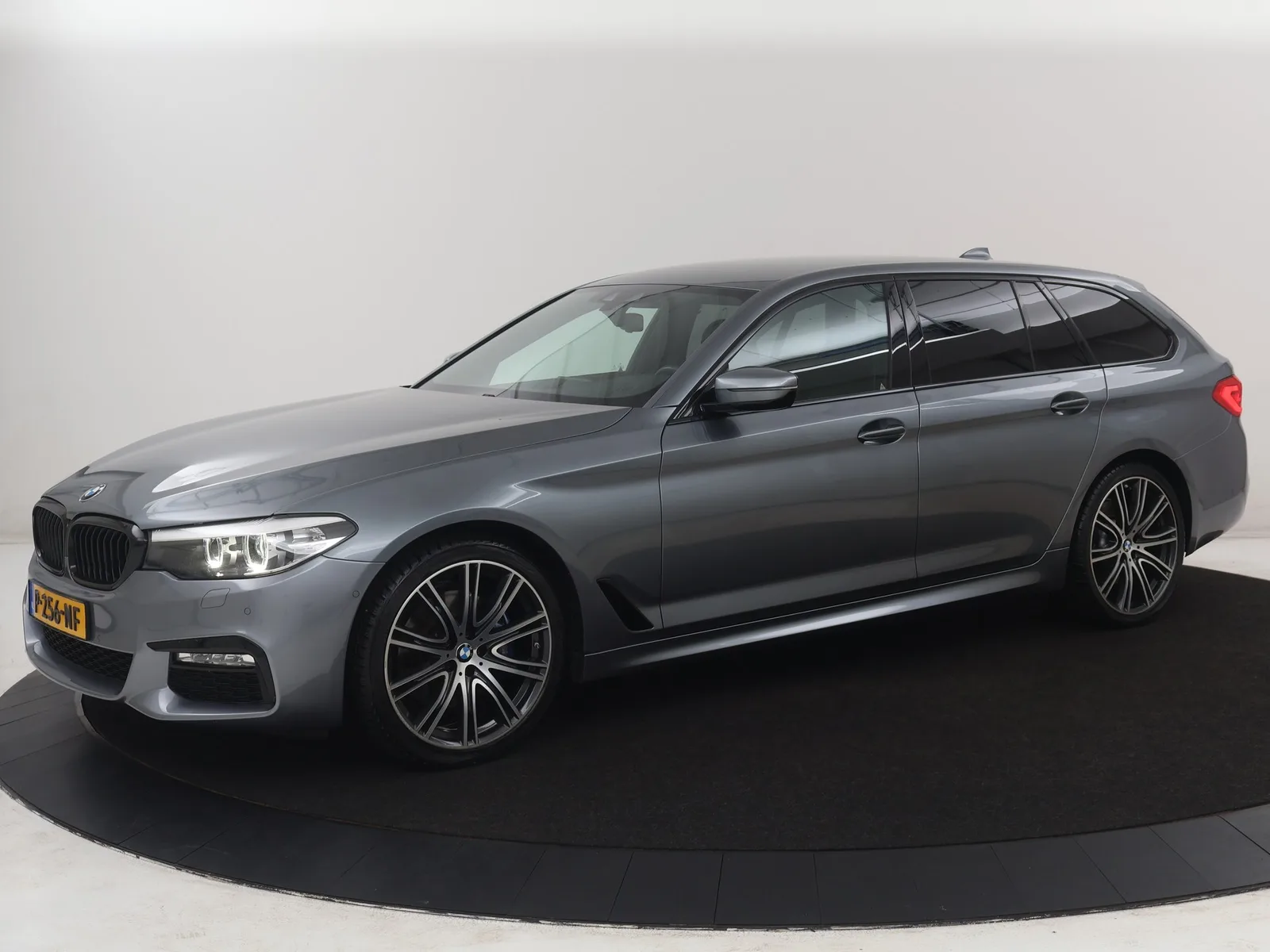 BMW 5-Serie (2018) — foto 1