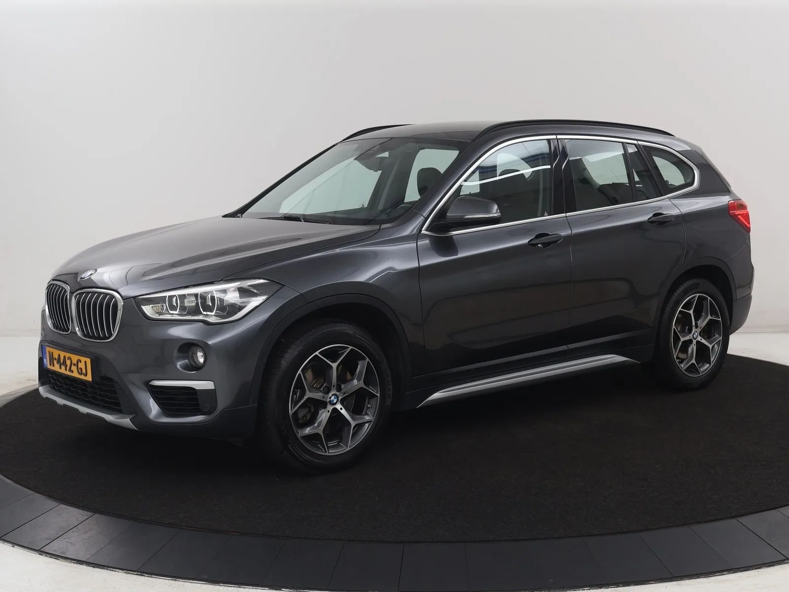 BMW X1 (2018) — foto 1