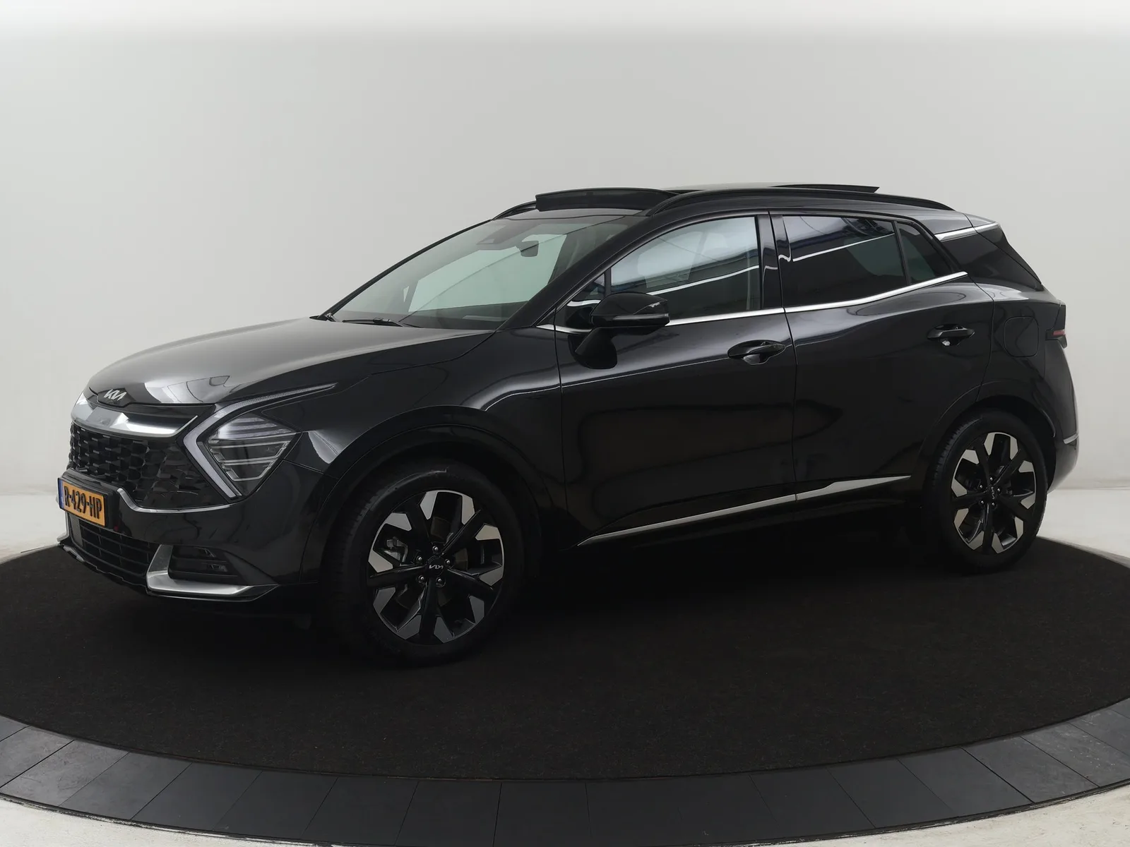 Kia Sportage (2022) — foto 1