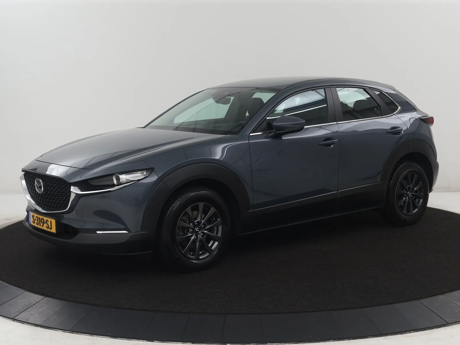 Mazda CX-30 (2023) — foto 1