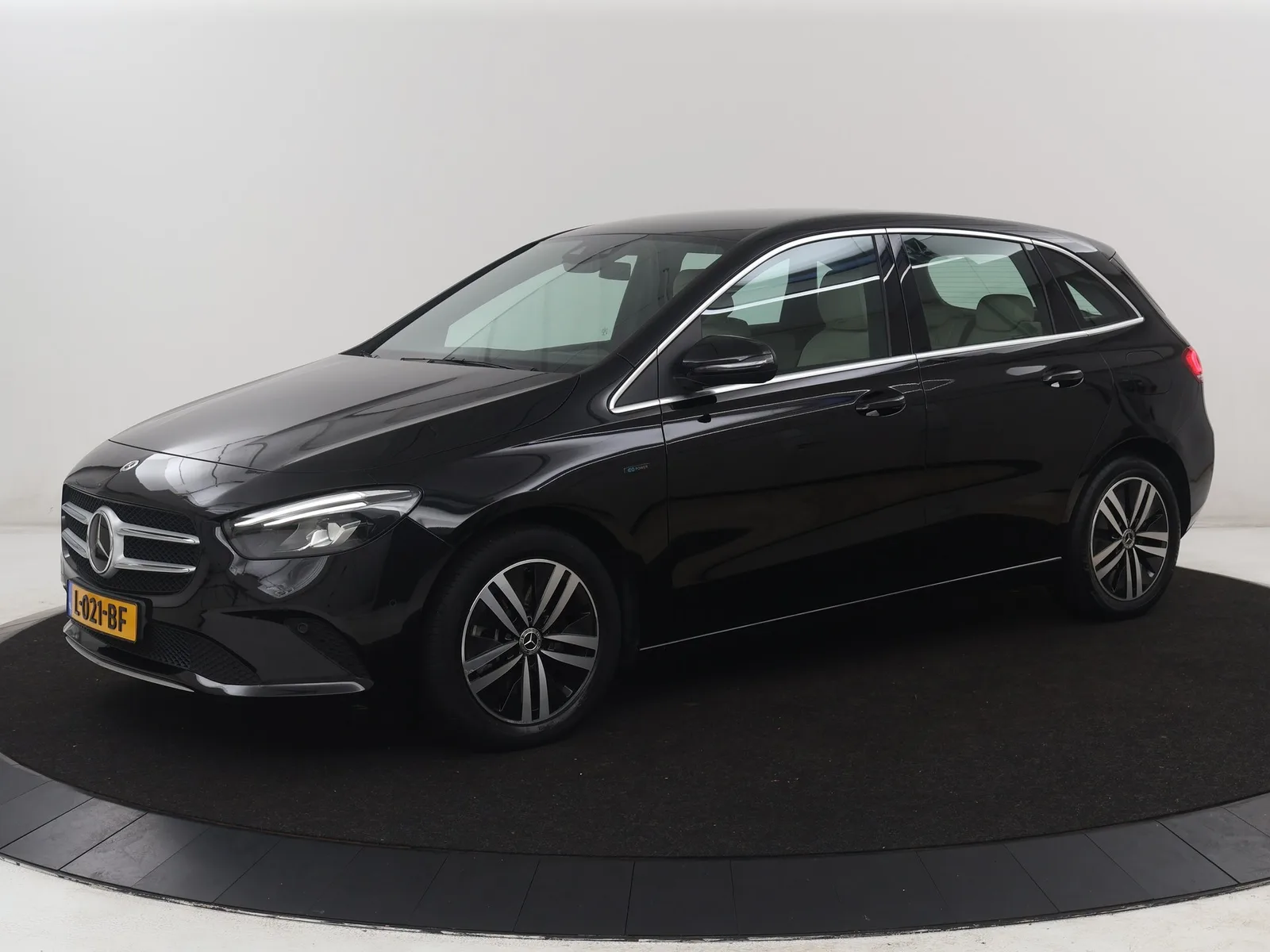 Mercedes-Benz B-Klasse (2021) — foto 1