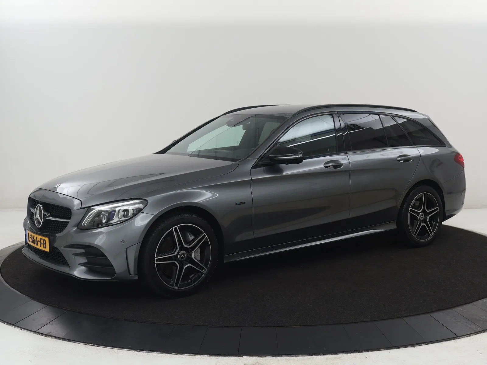 Mercedes-Benz C-Klasse (2021) — foto 1