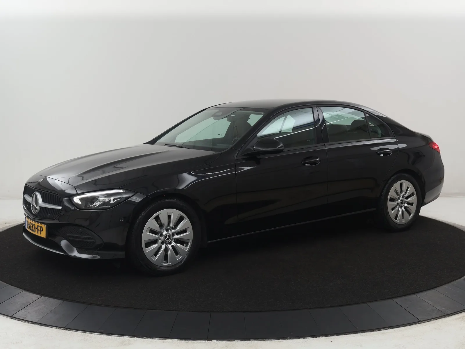 Mercedes-Benz C-Klasse (2022) — foto 1
