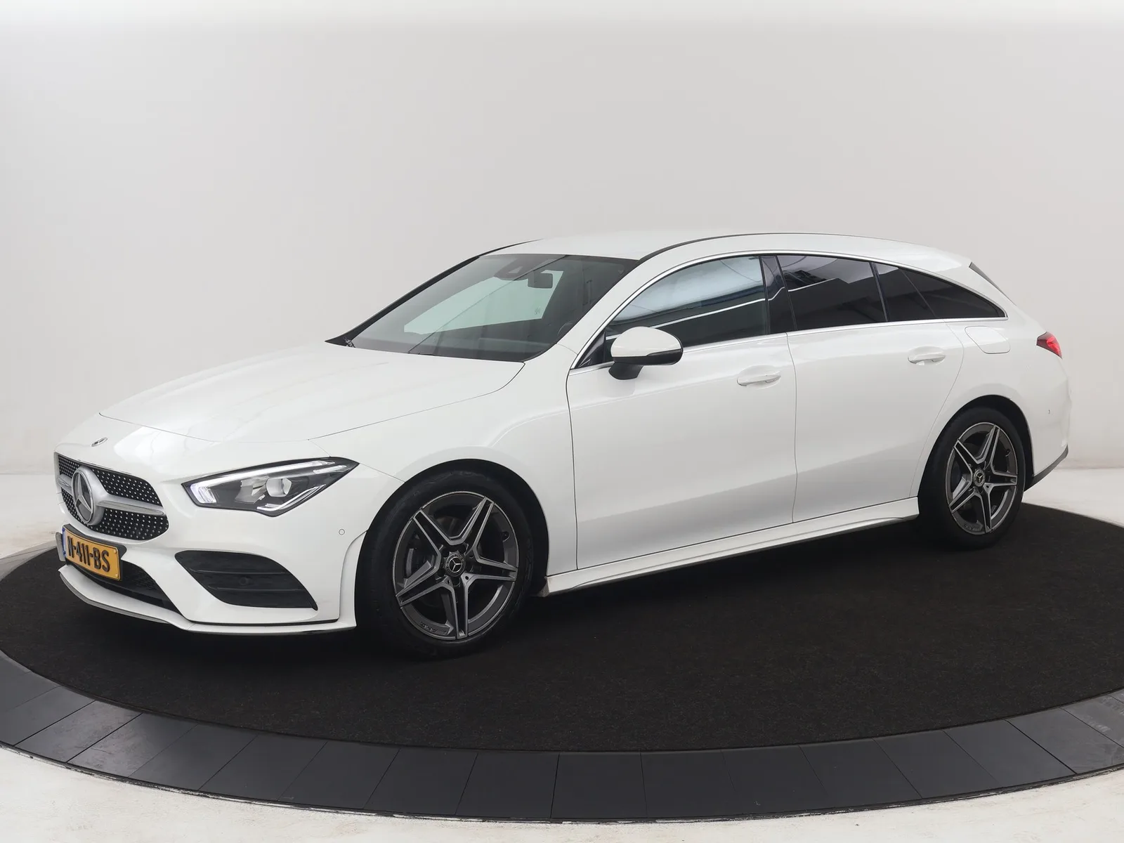 Mercedes-Benz CLA-Klasse (2021) — foto 1