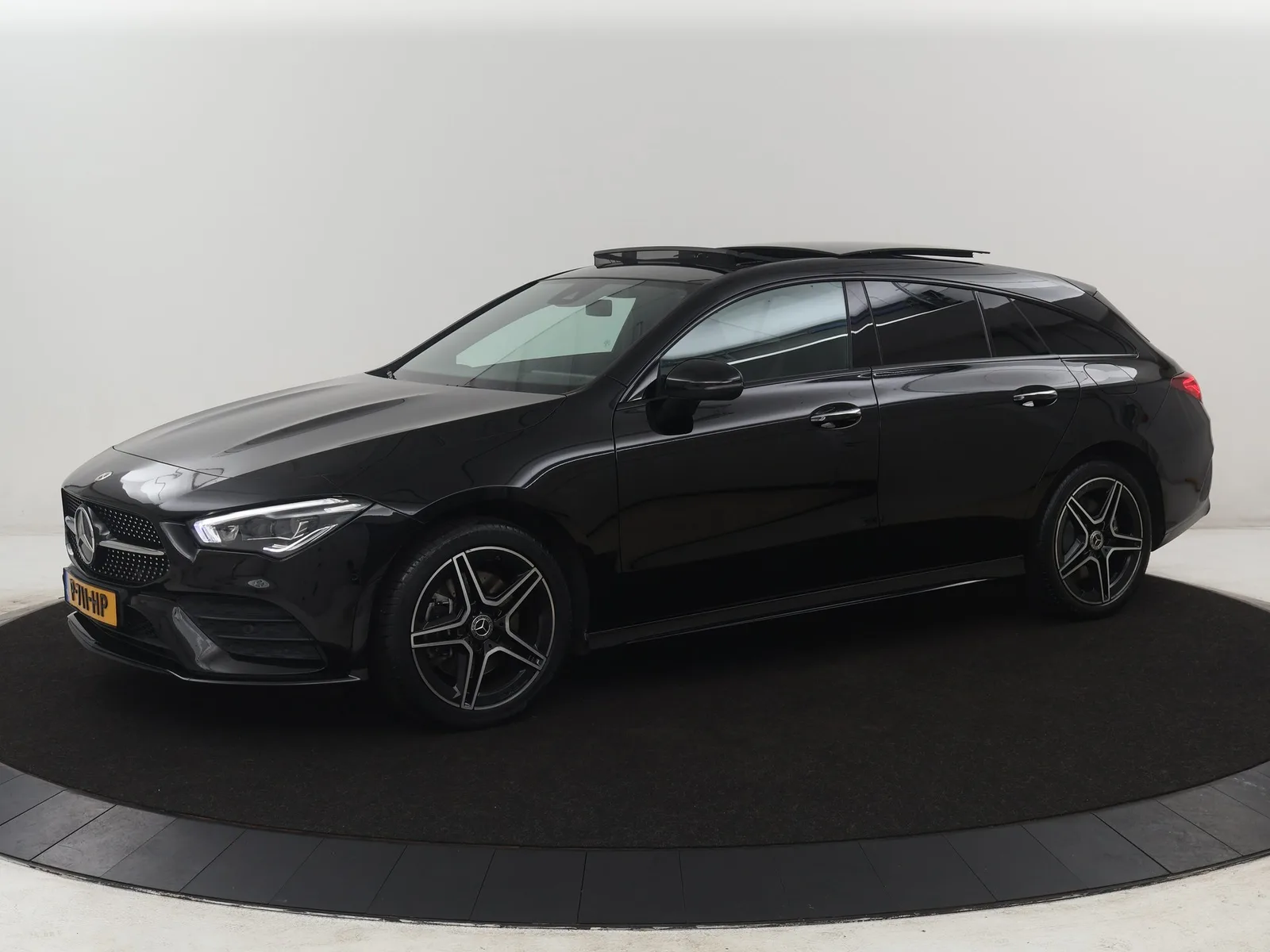 Mercedes-Benz CLA-Klasse (2022) — foto 1
