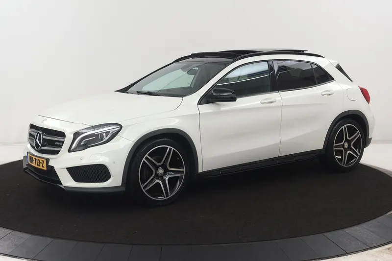 Mercedes-Benz GLA-Klasse (2015)