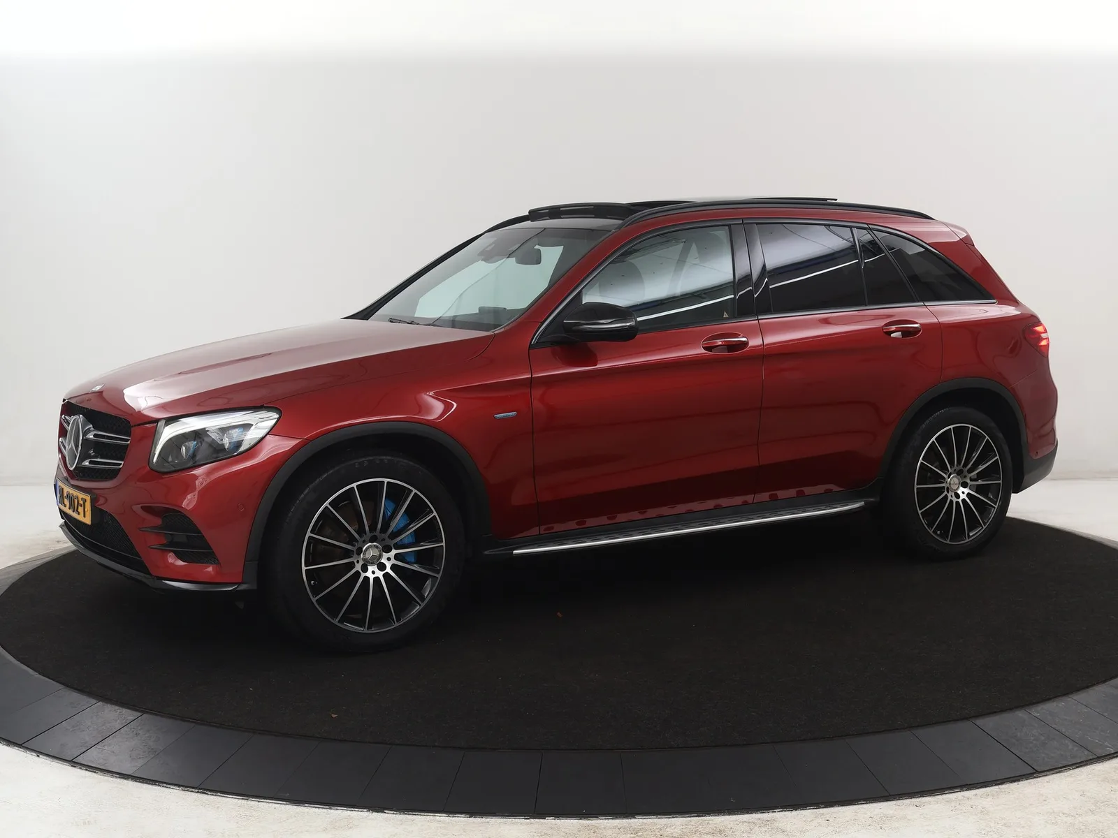 Mercedes-Benz GLC-Klasse (2016) — foto 1