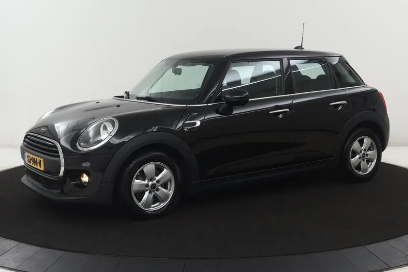 MINI One (2018)