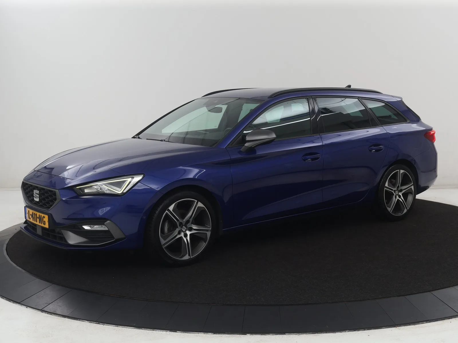 SEAT Leon Sportstourer (2021) — foto 1