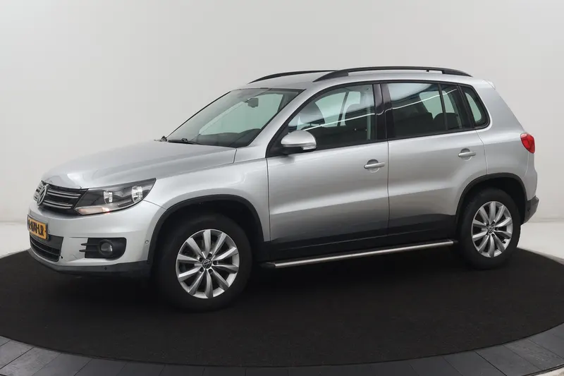 Volkswagen Tiguan (2012)