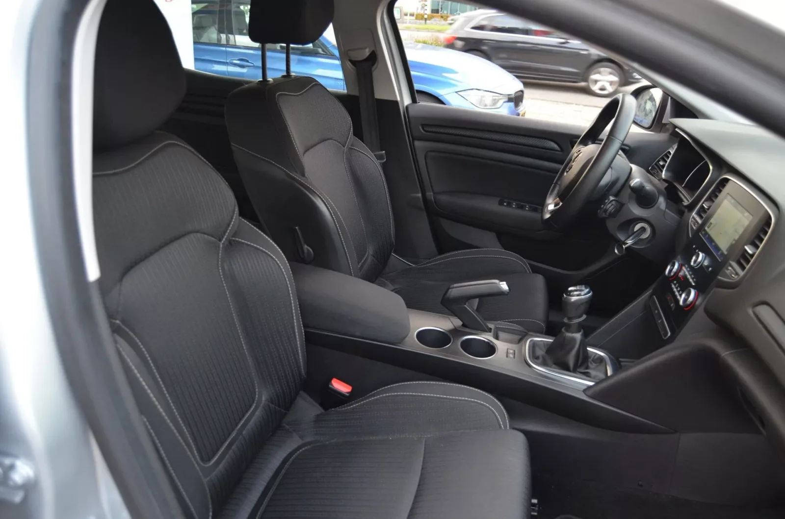 Renault Mégane (2018) — foto 1