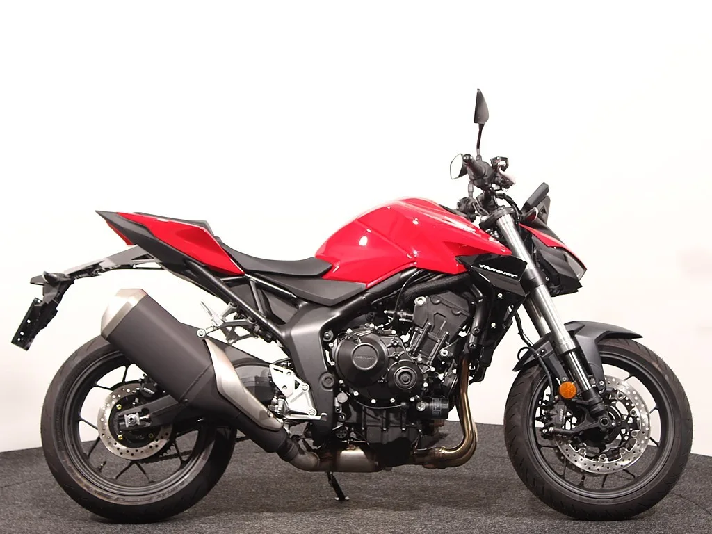 Honda CB 1000 Hornet (2026) — foto 1