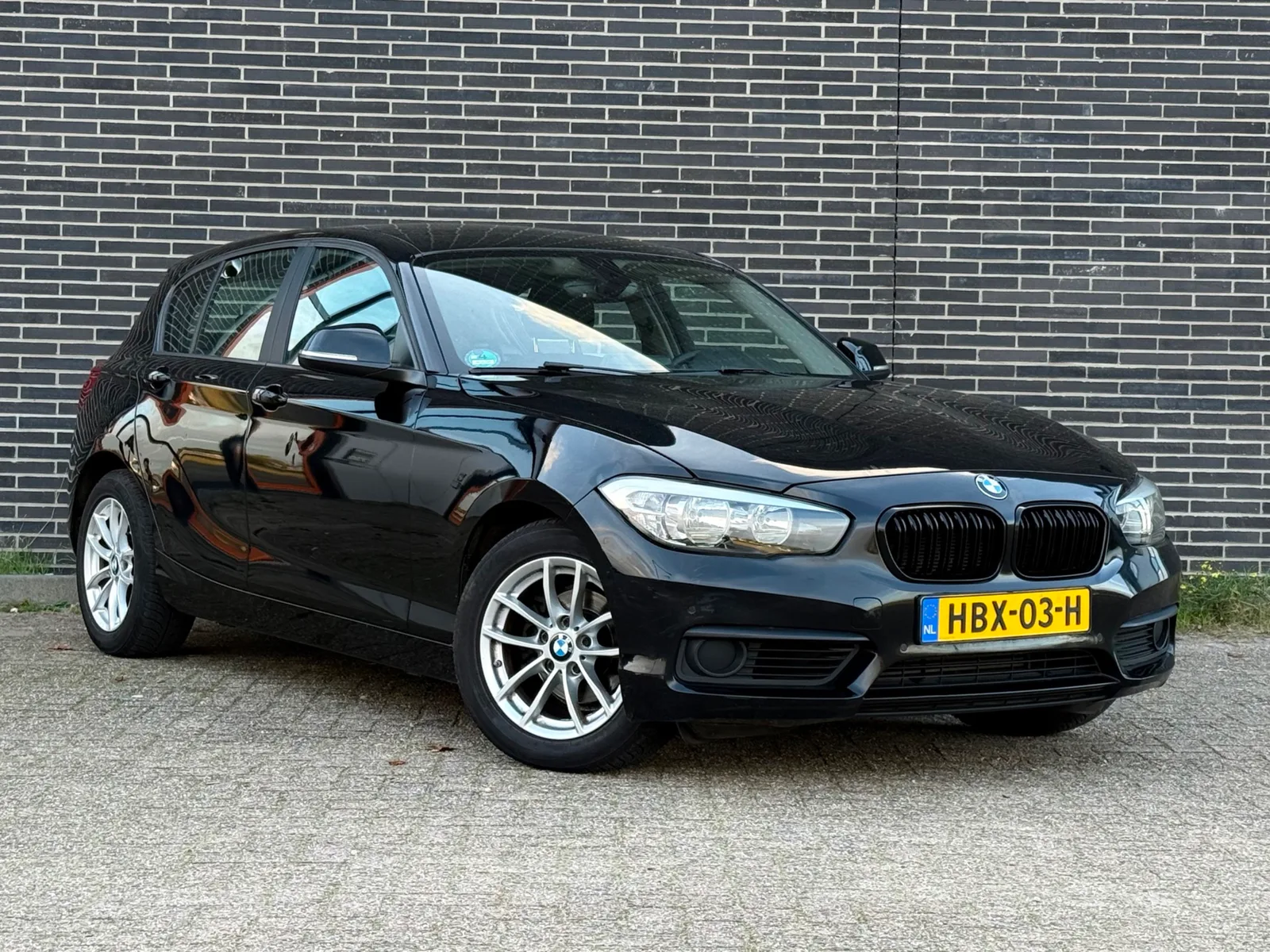 BMW 1-Serie (2017) — foto 1