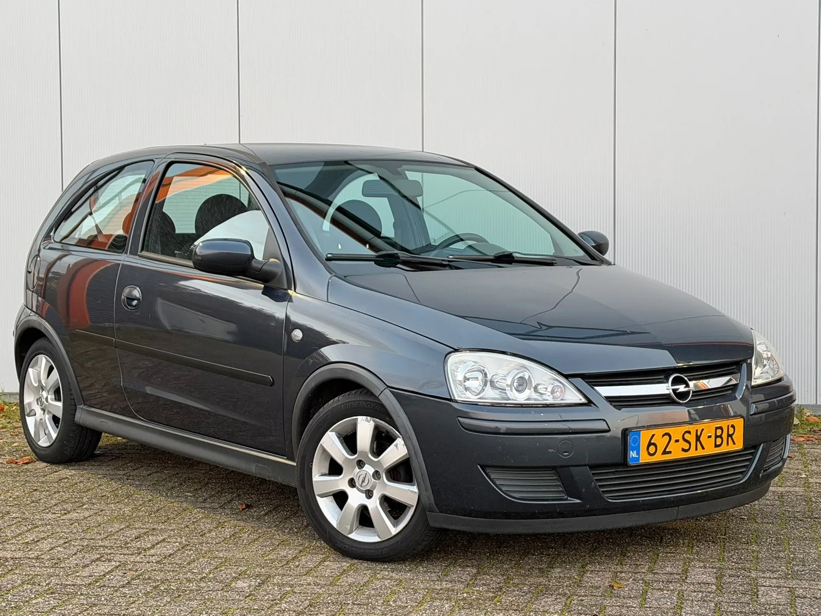 Opel Corsa (2006) — foto 1