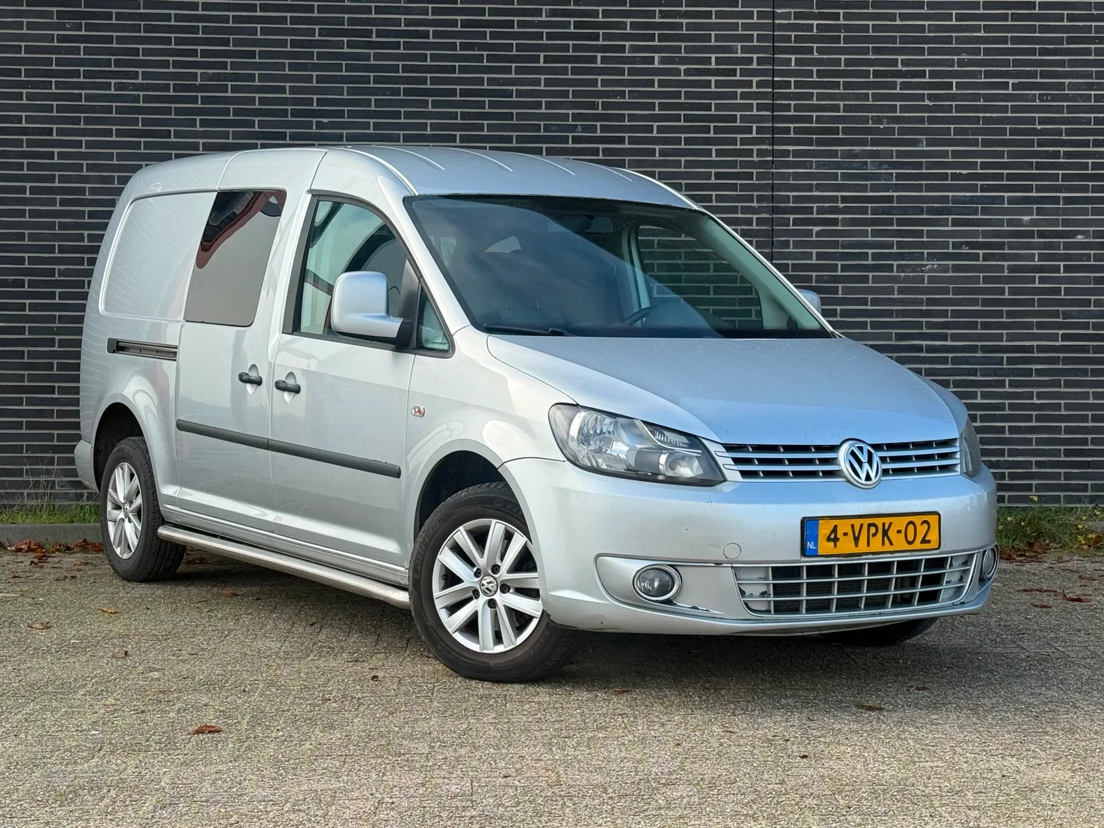 Volkswagen Caddy (2011) — foto 1