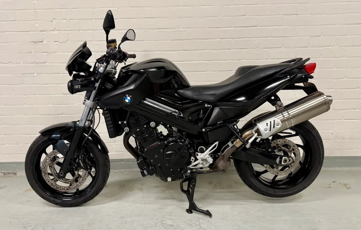BMW F 800 R (2009) — foto 1