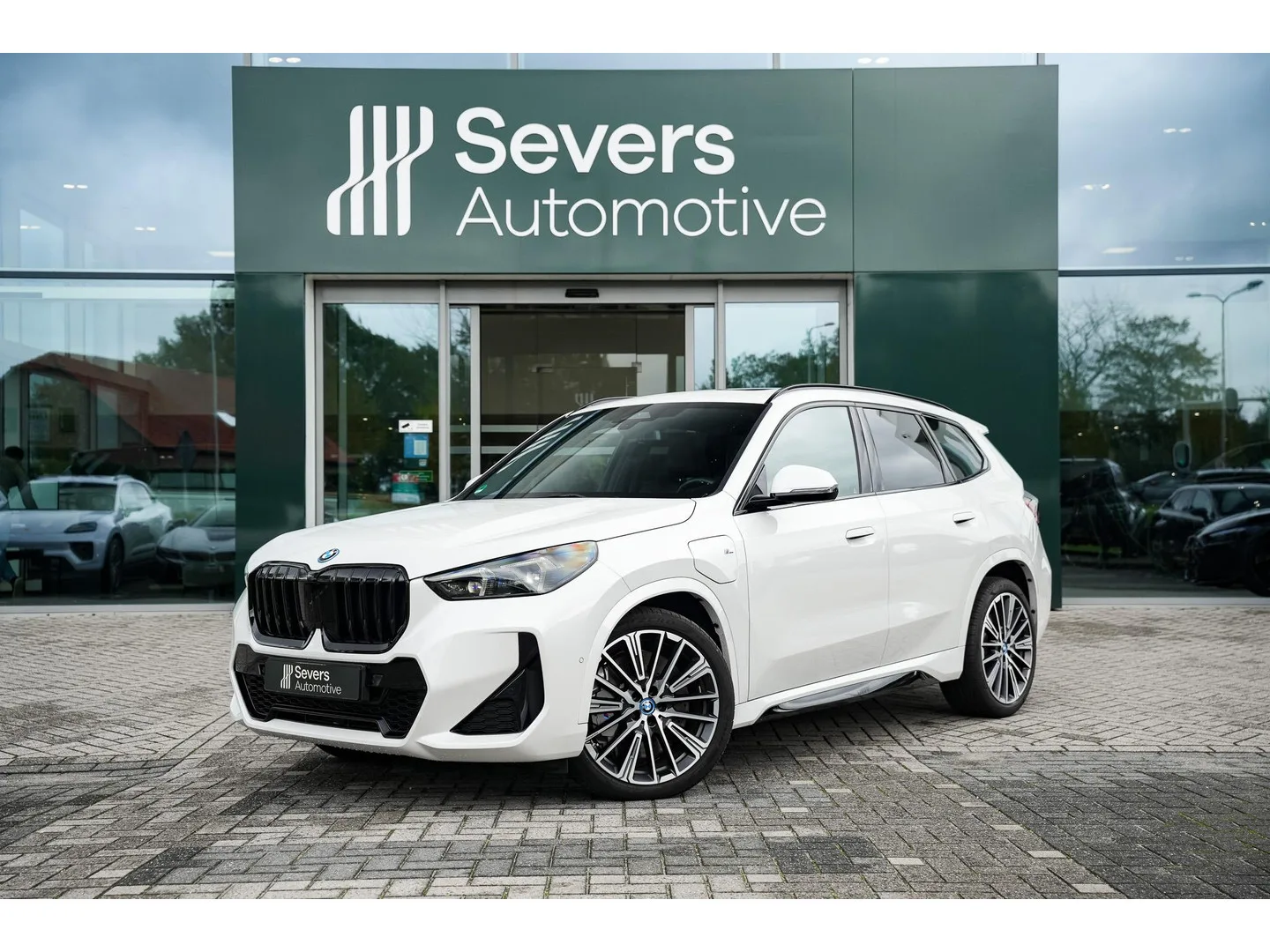BMW X1 (2024) — foto 1