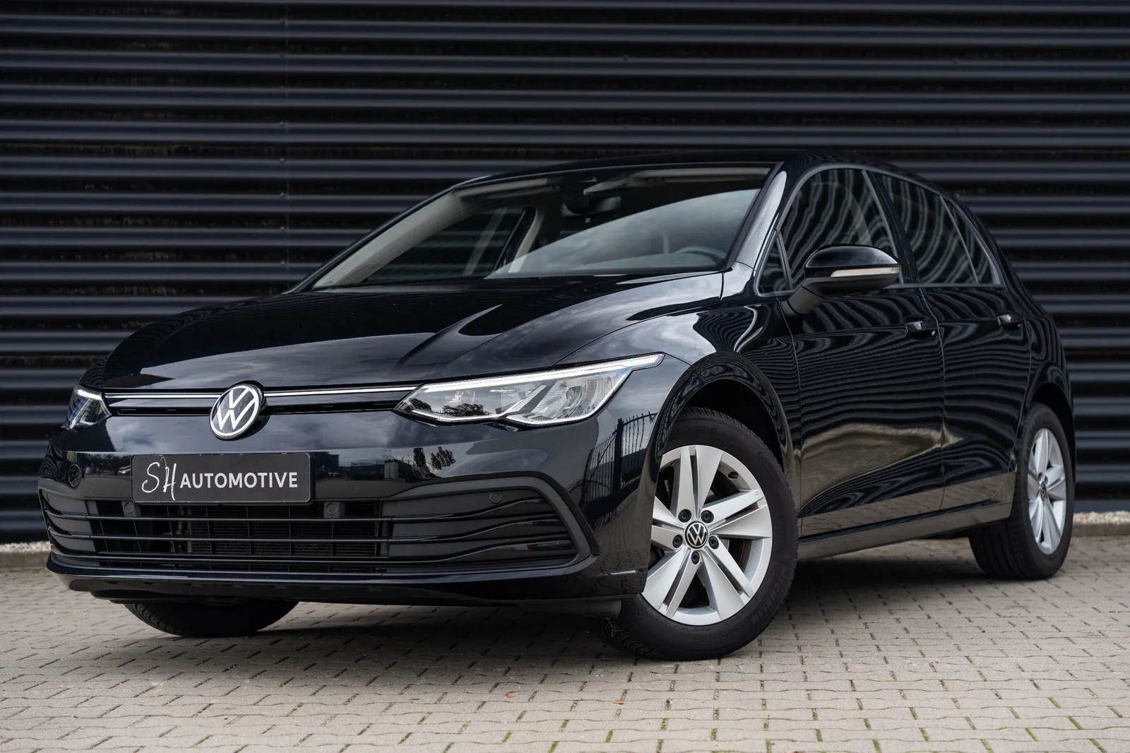 Volkswagen Golf (2020) — foto 1