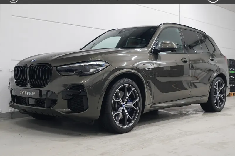 BMW X5 (2022)