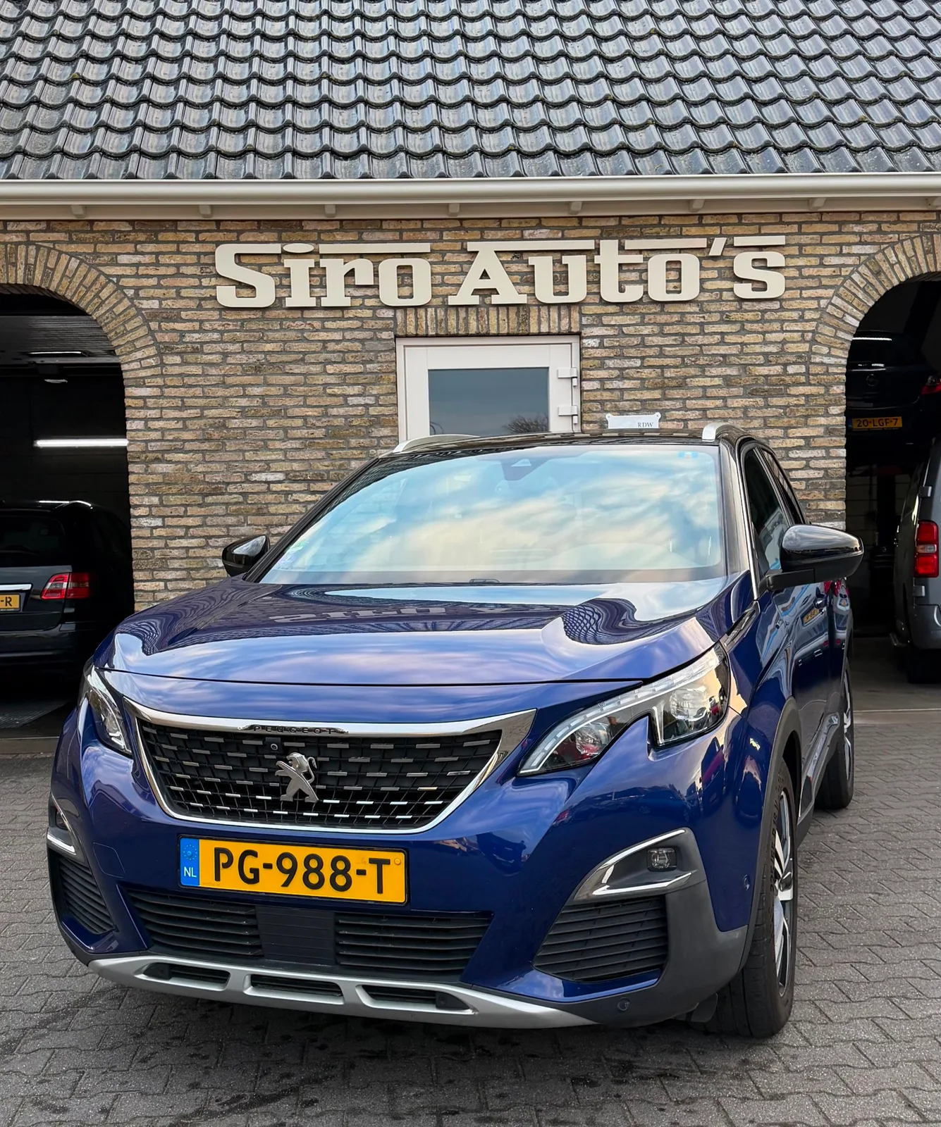 Peugeot 3008 (2017) — foto 1