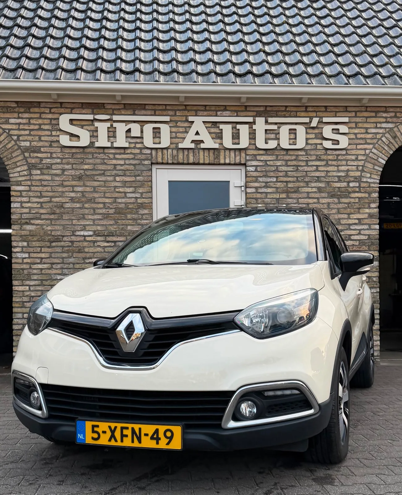 Renault Captur (2014) — foto 1
