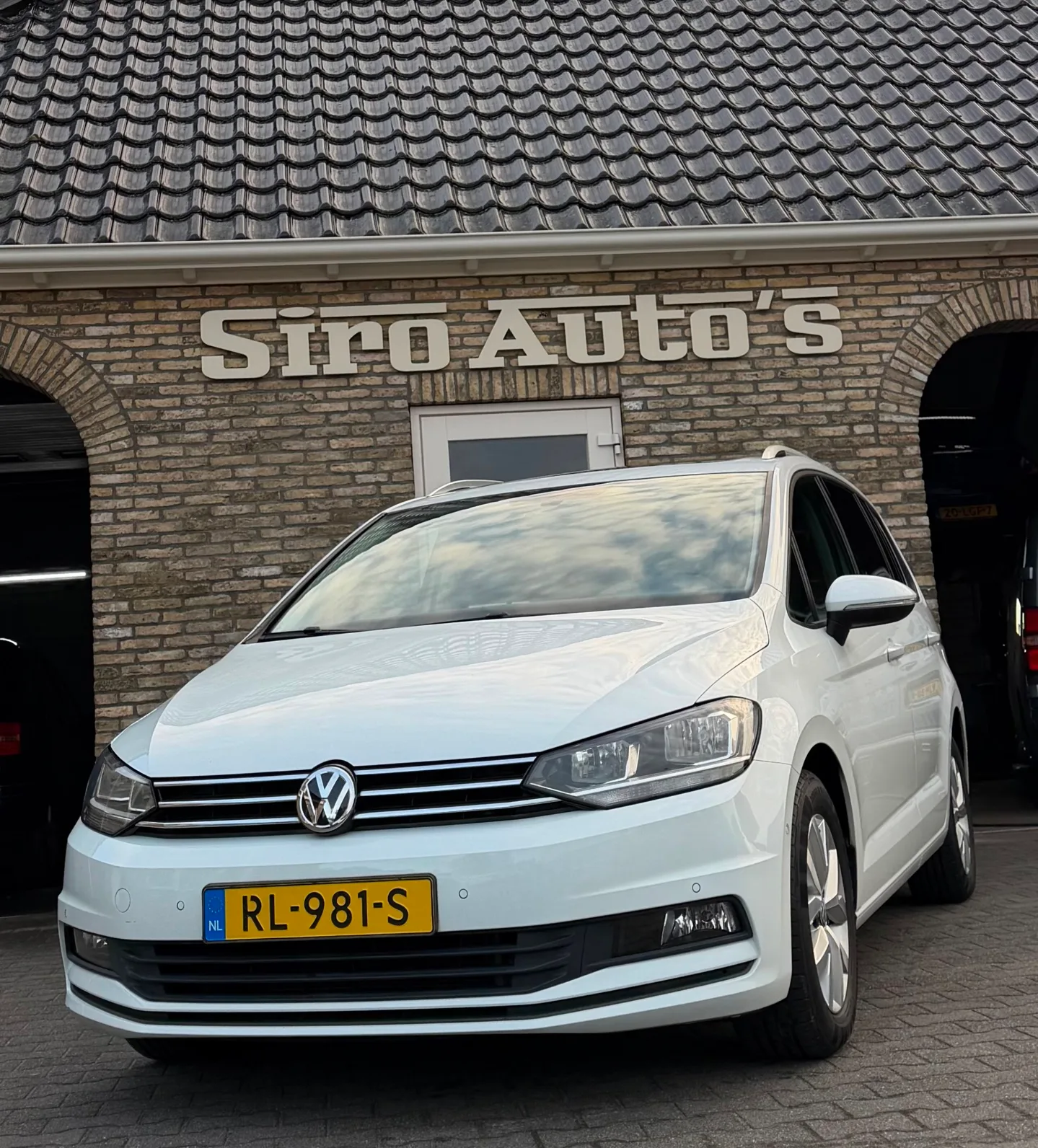Volkswagen Touran (2018) — foto 1