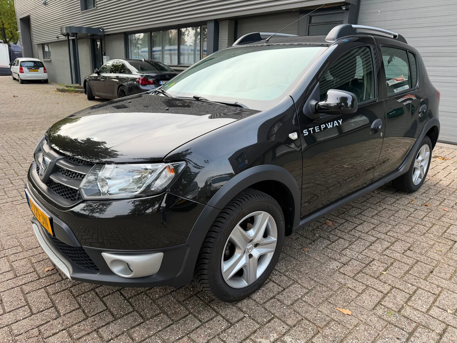 Dacia Sandero (2016) — foto 1