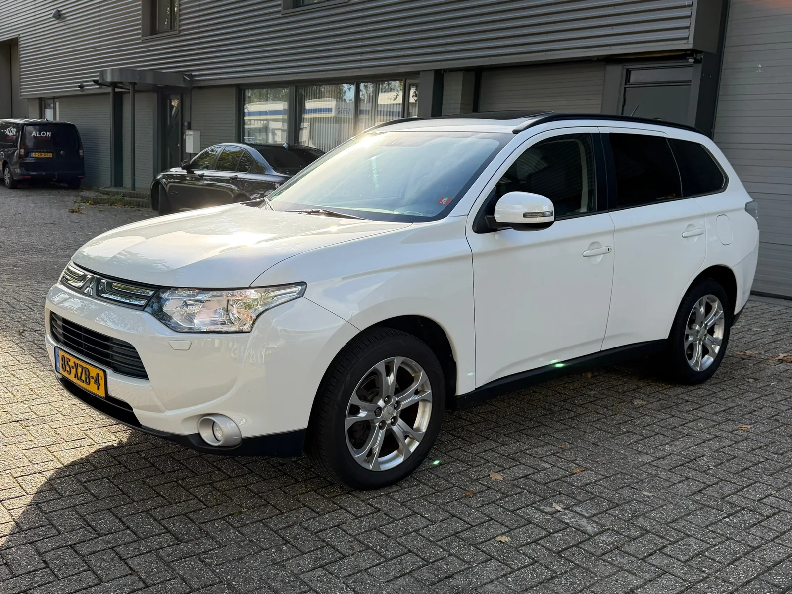 Mitsubishi Outlander (2012) — foto 1