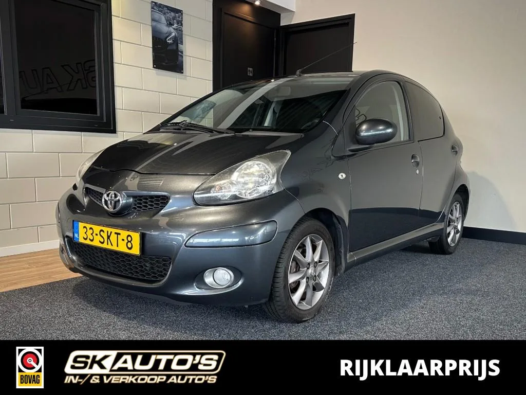 Toyota Aygo (2011) — foto 1