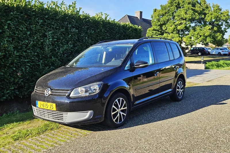 Volkswagen Touran (2010)