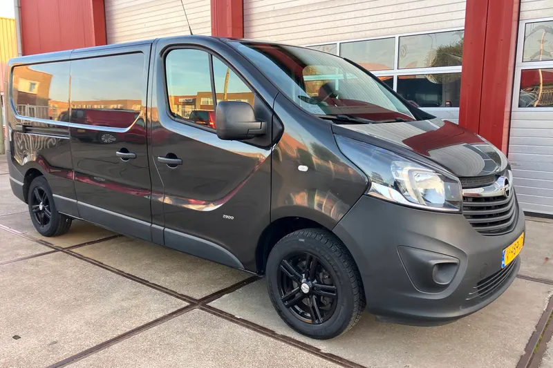Opel Vivaro (2017)