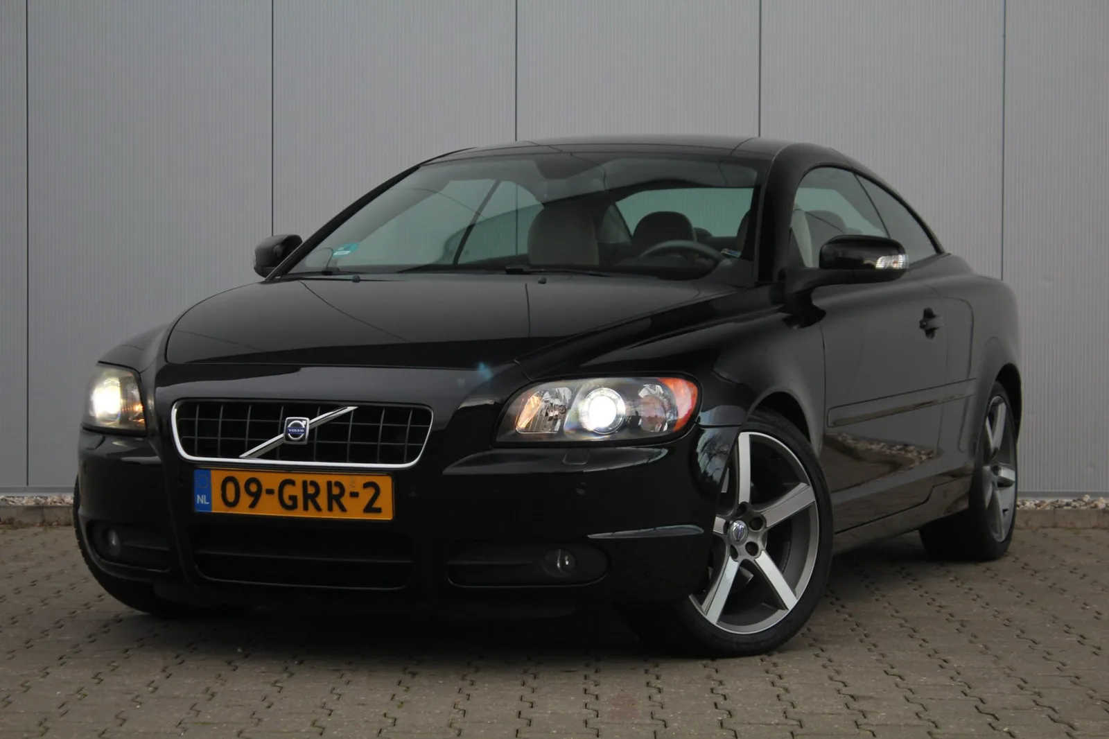 Volvo C70 (2008) — foto 1