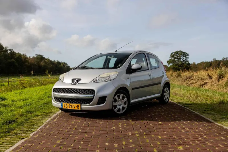 Peugeot 107 (2011)