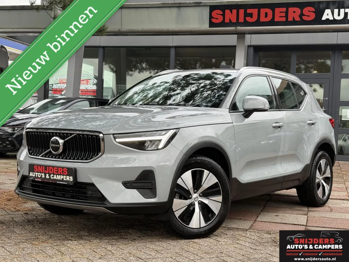Volvo XC40 (2025) — foto 1