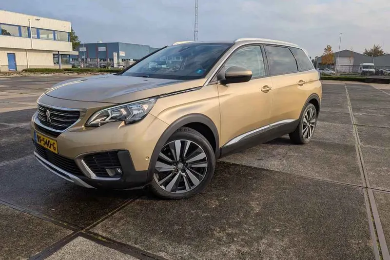 Peugeot 5008 (2017)