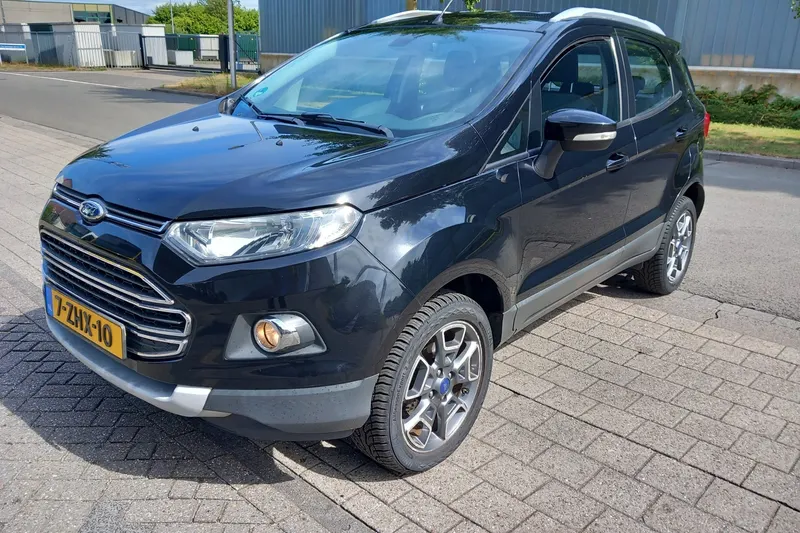 Ford EcoSport (2015)