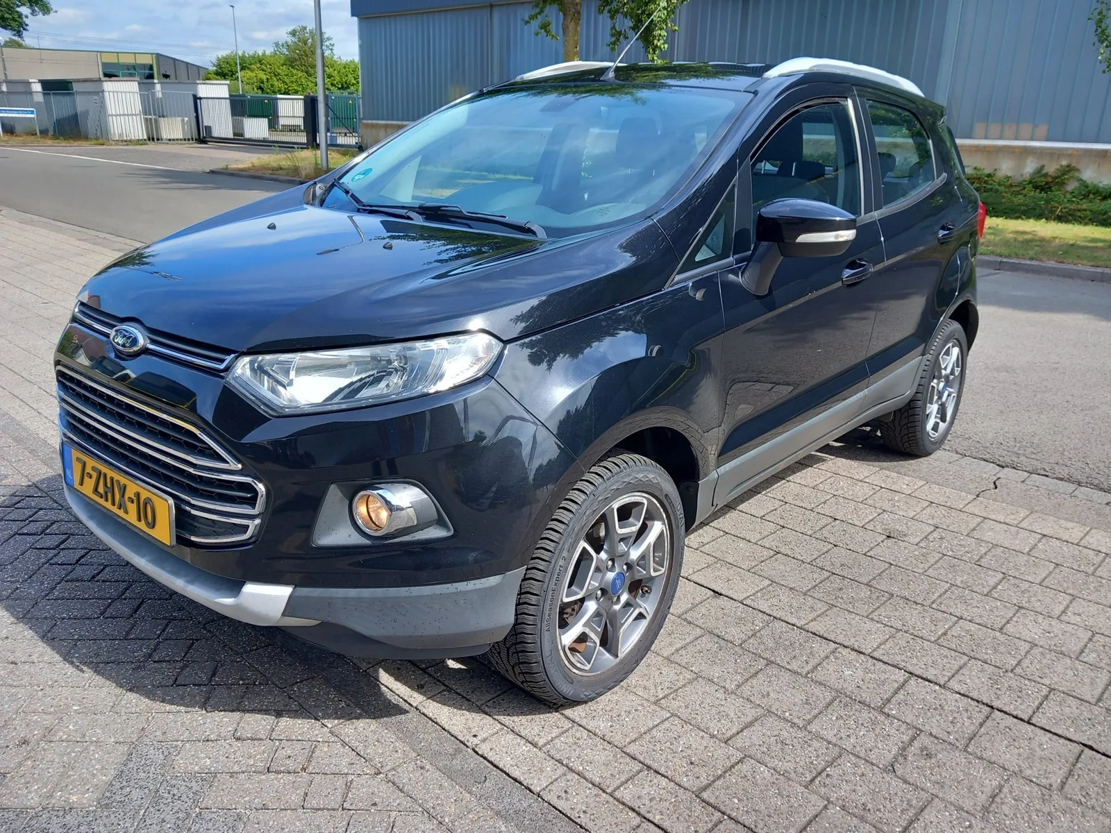 Ford EcoSport (2015) — foto 1