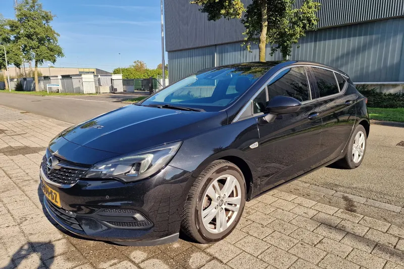 Opel Astra (2020)
