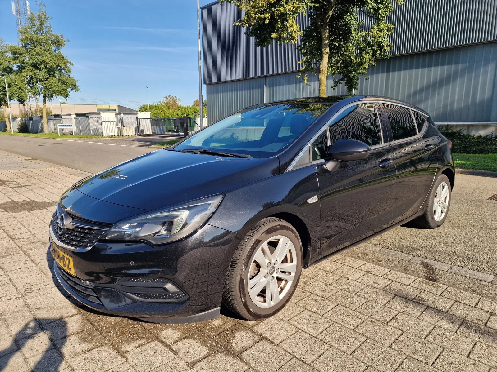Opel Astra (2020) — foto 1