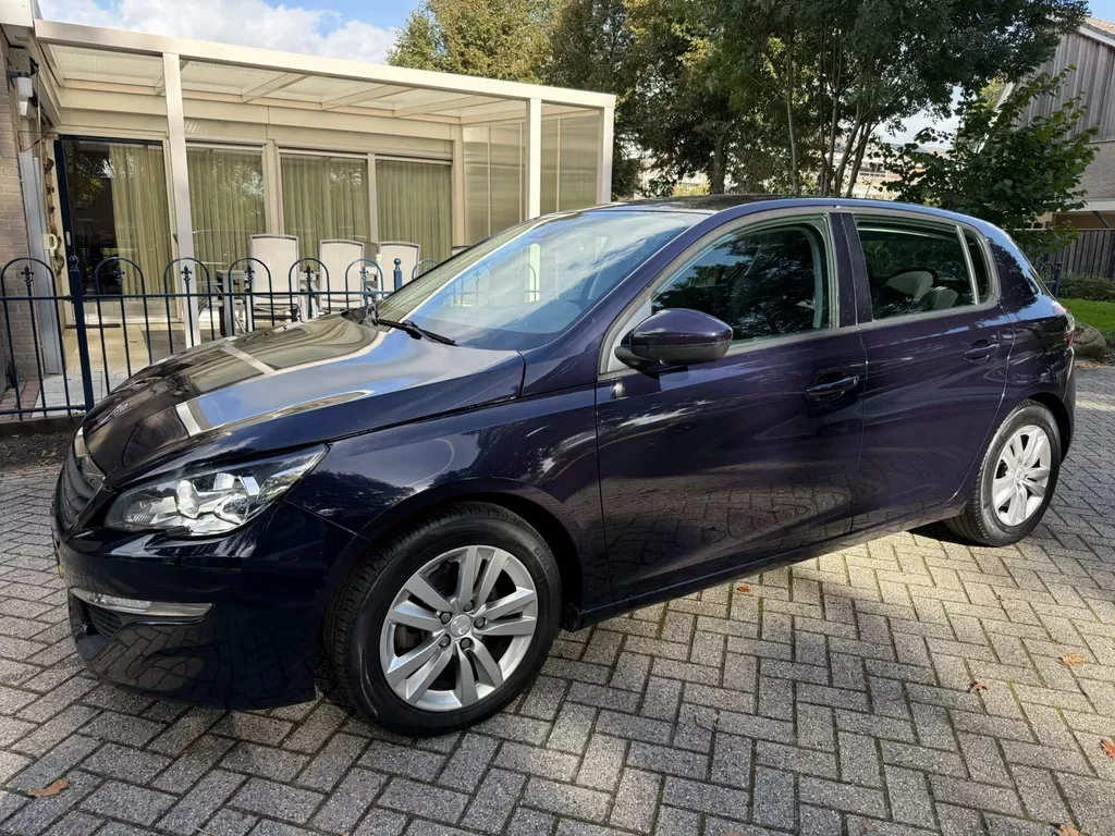 Peugeot 308 (2013) — foto 1