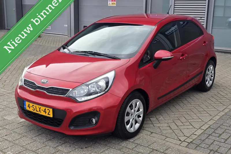 Kia Rio (2013)
