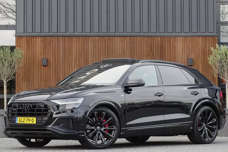 Audi Q8 (2021)