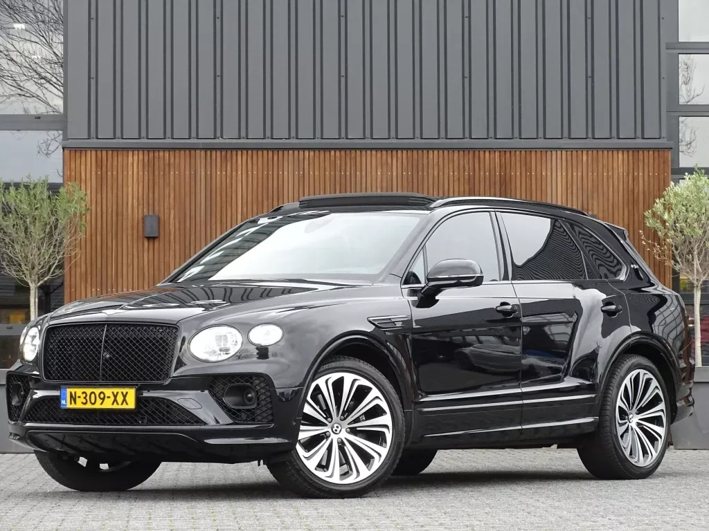 Bentley Bentayga (2021) — foto 1
